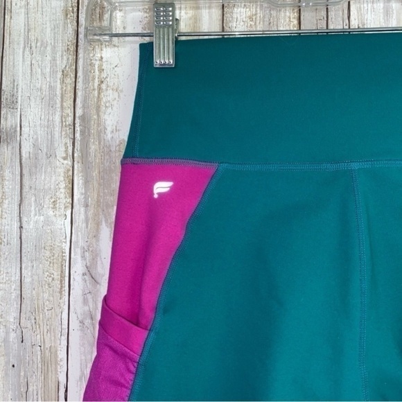 Fabletics On The Go Powerhold High Waisted Leggings - Picture 6 of 6